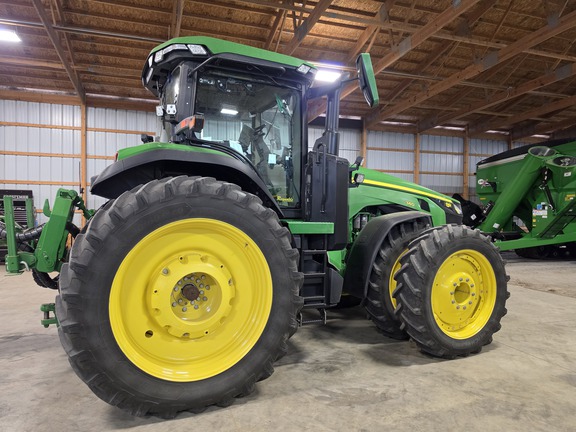 2022 John Deere 8R 340 Tractor