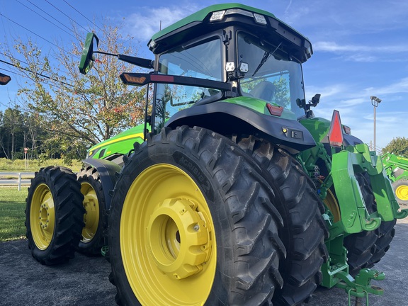 2022 John Deere 8R 340 Tractor