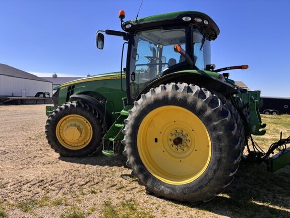 2013 John Deere 8235R Tractor