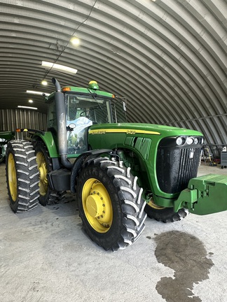 2004 John Deere 8420 Tractor
