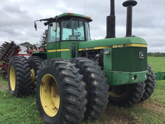 1981 John Deere 8640 Tractor 4WD