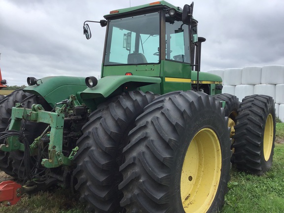 1981 John Deere 8640 Tractor 4WD