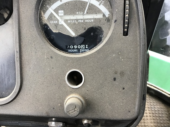 1981 John Deere 8640 Tractor 4WD