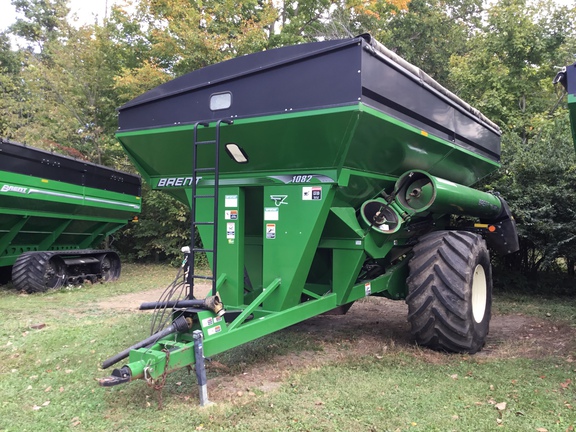 2010 Brent 1082 Grain Cart