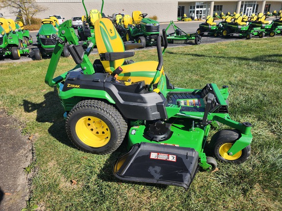 2023 John Deere Z530R Mower/Zero Turn