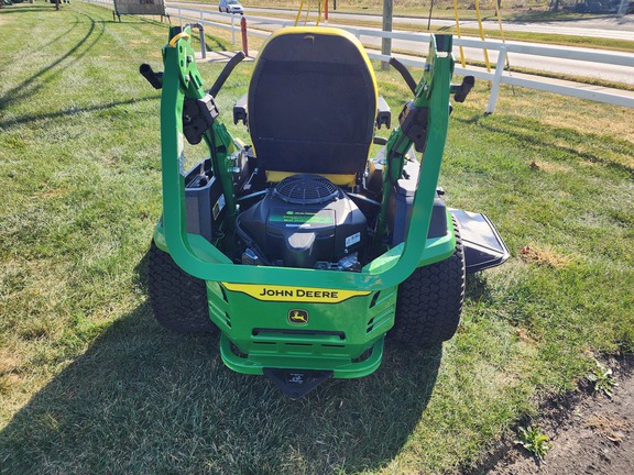 2023 John Deere Z530R Mower/Zero Turn