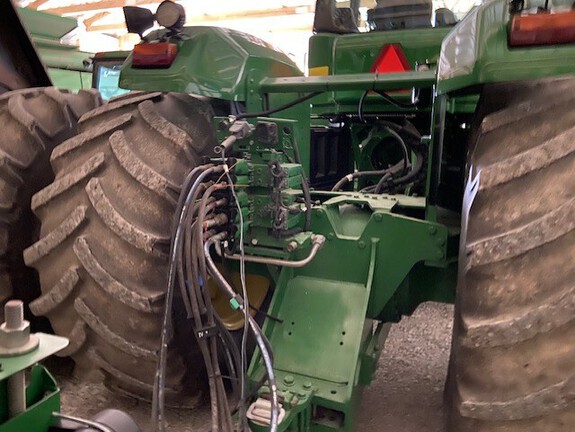 2011 John Deere 9630 Tractor 4WD