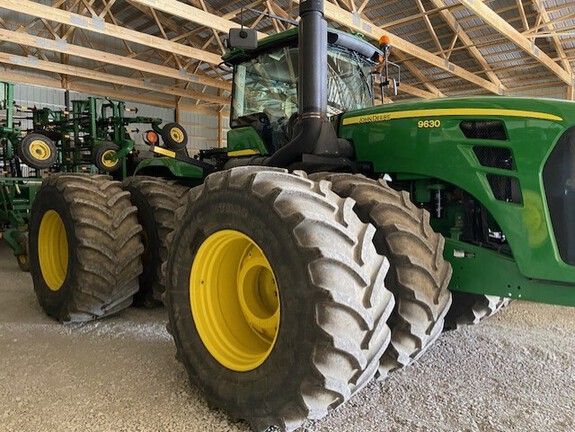 2011 John Deere 9630 Tractor 4WD