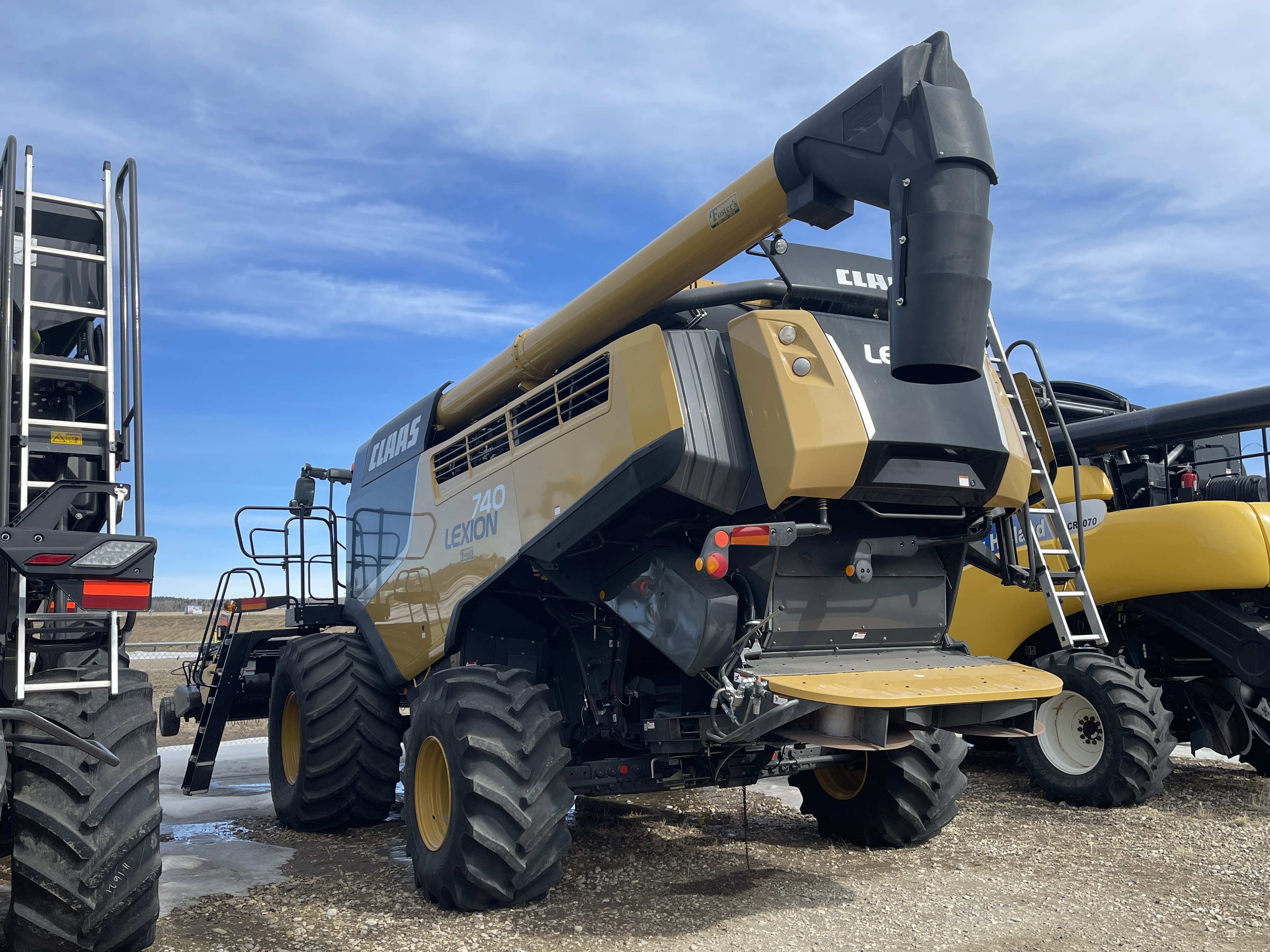 2014 CLAAS 740 Combine