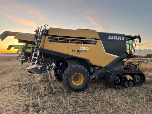 2017 CLAAS 780TT Combine