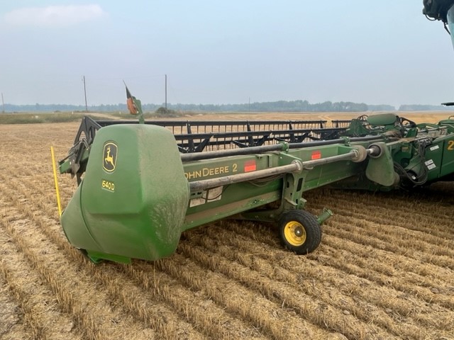 2012 John Deere 640D Header Combine