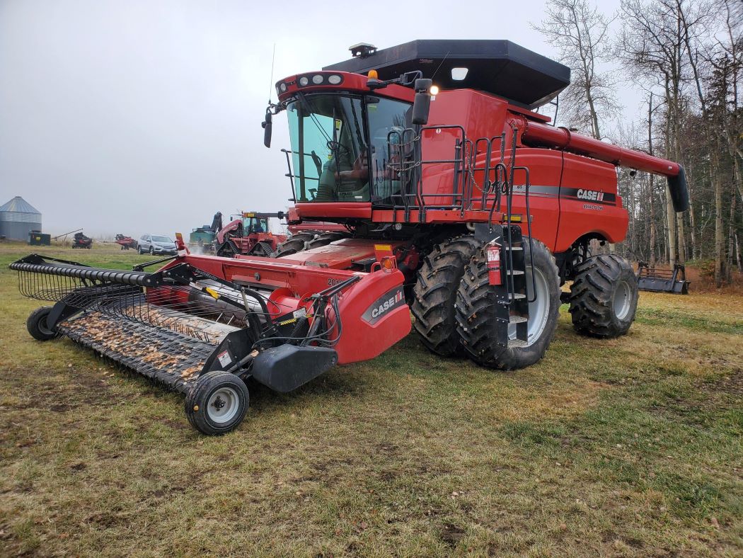 2010 Case 9120 Combine