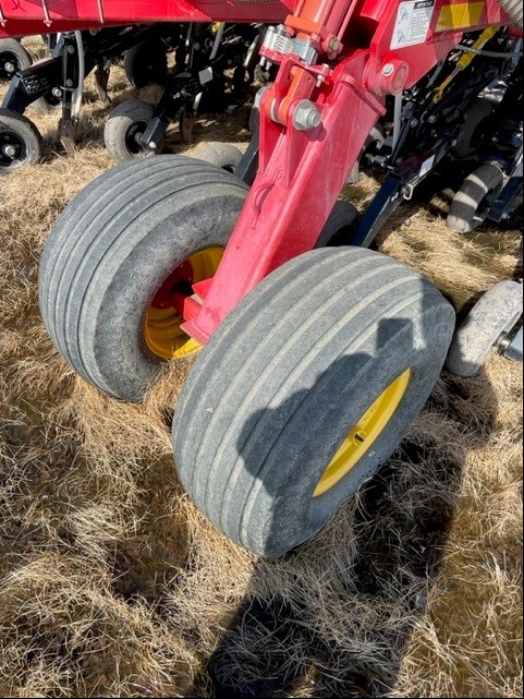 2016 Bourgault 3320 Air Drill