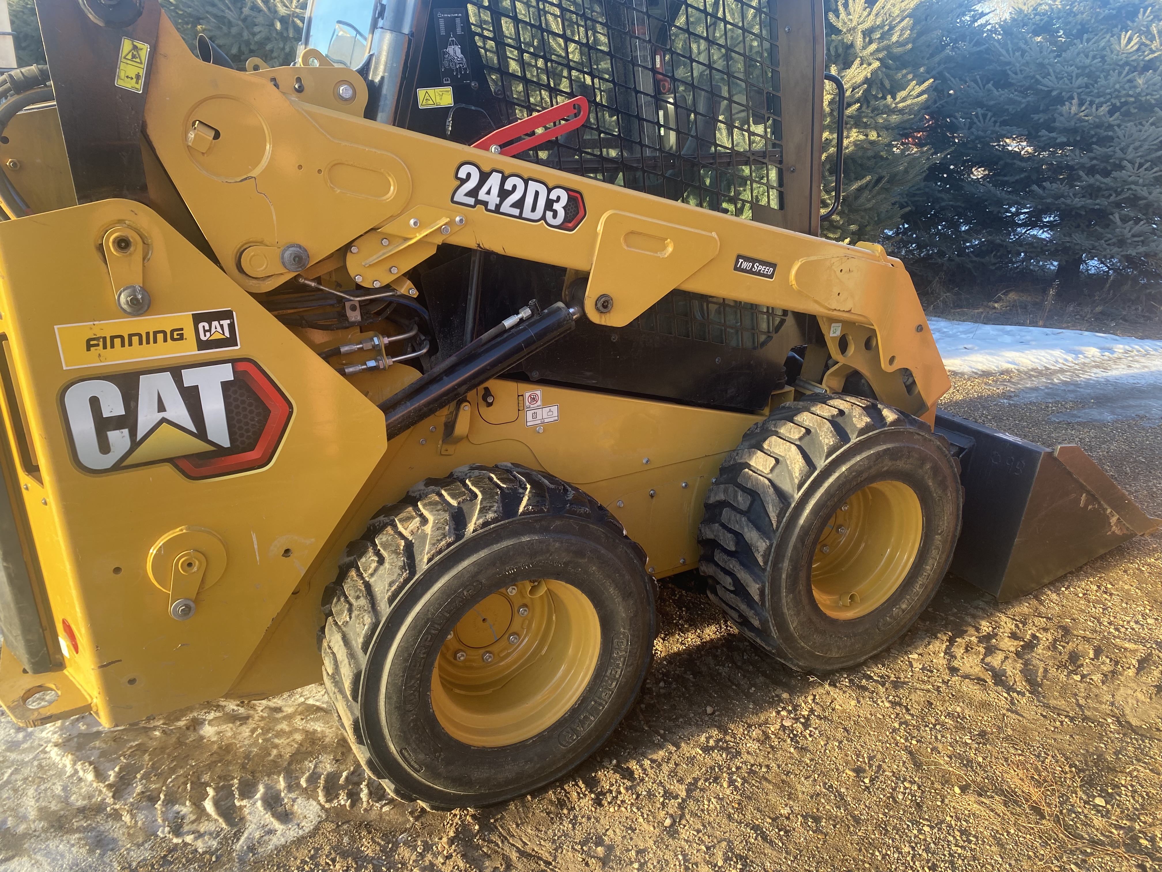 2021 Caterpillar 242D Skid Steer Loader