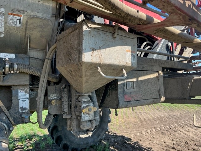 2014 Case IH Patriot 3330 Sprayer/High Clearance