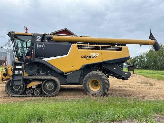 2019 CLAAS 760TT Combine