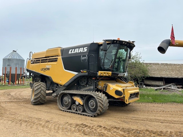 2019 CLAAS 760TT Combine