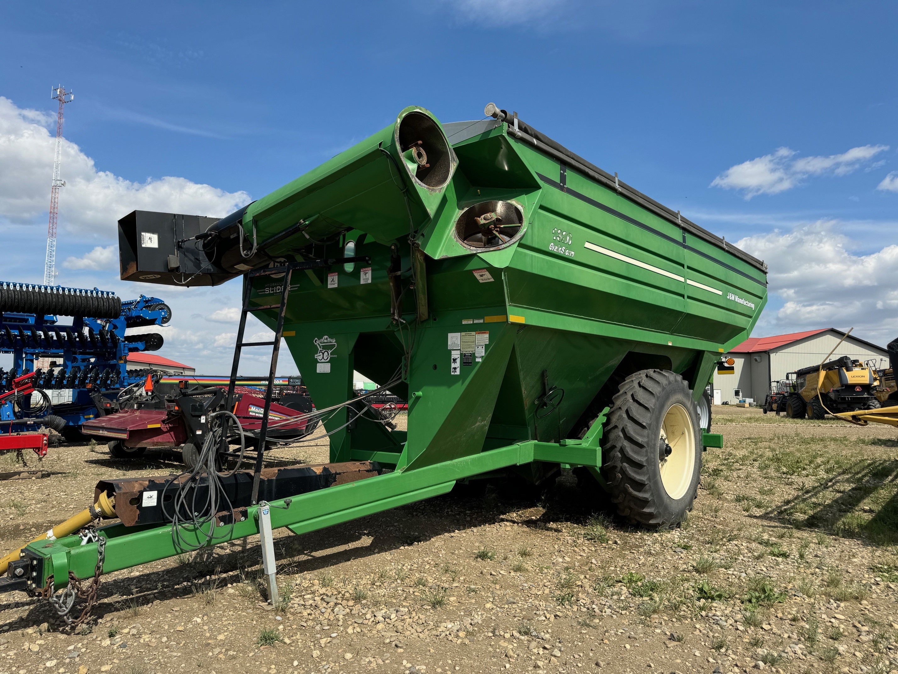 2010 J&M 1326 Grain Cart