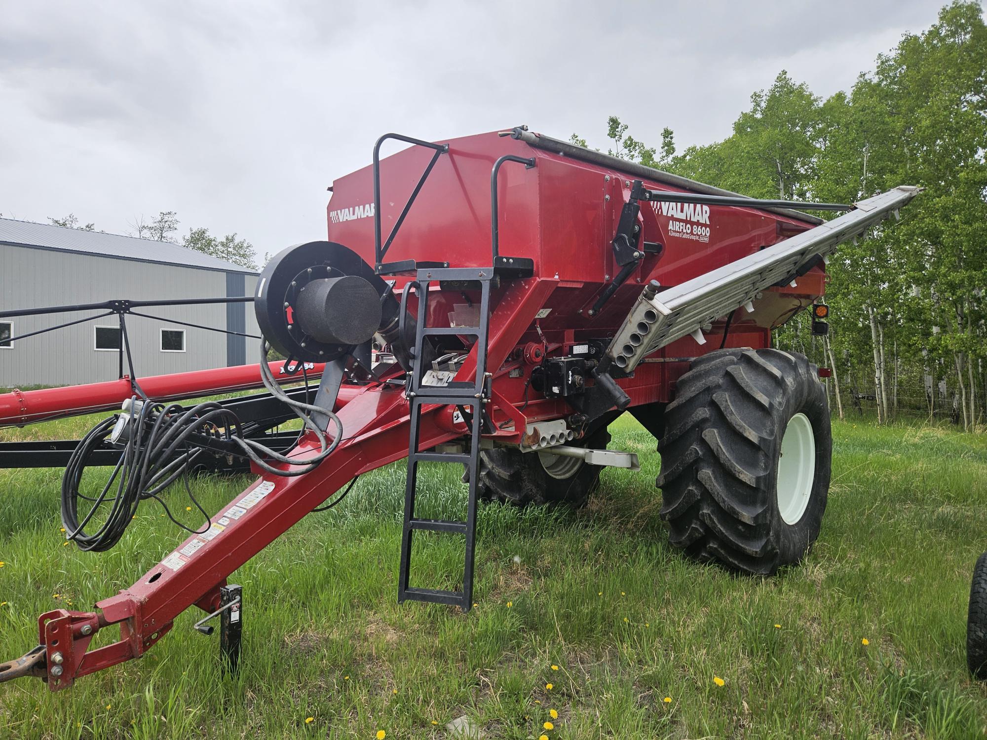 2016 Salford Valmar 8611 Applicator