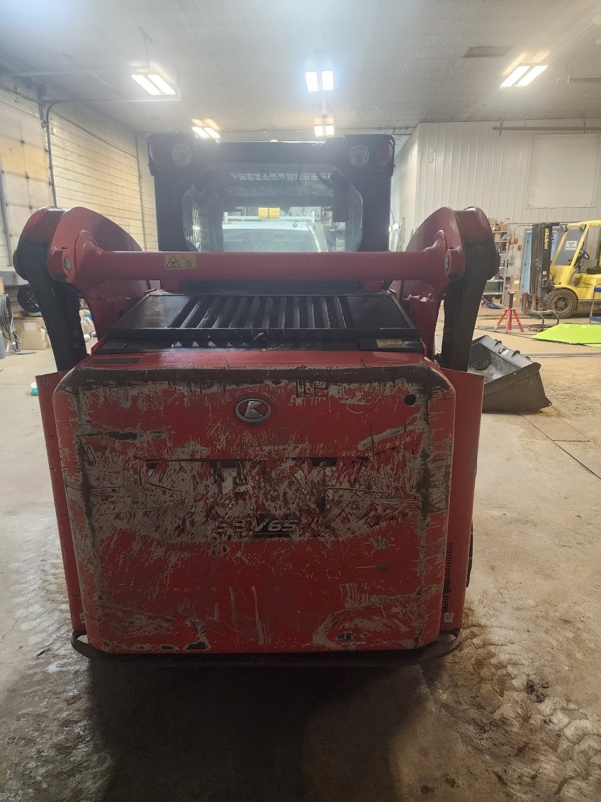 2016 Kubota SSV65 Skid Steer Loader