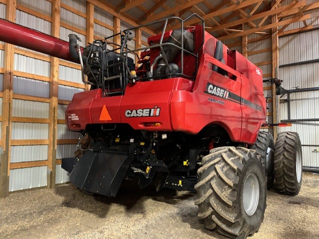 2017 Case IH 8240 Combine