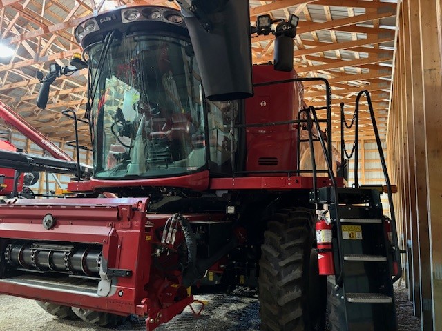 2017 Case IH 8240 Combine