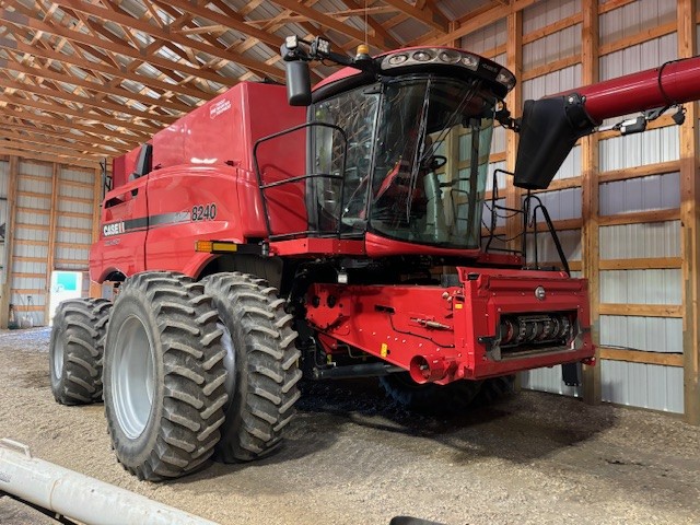 2017 Case IH 8240 Combine