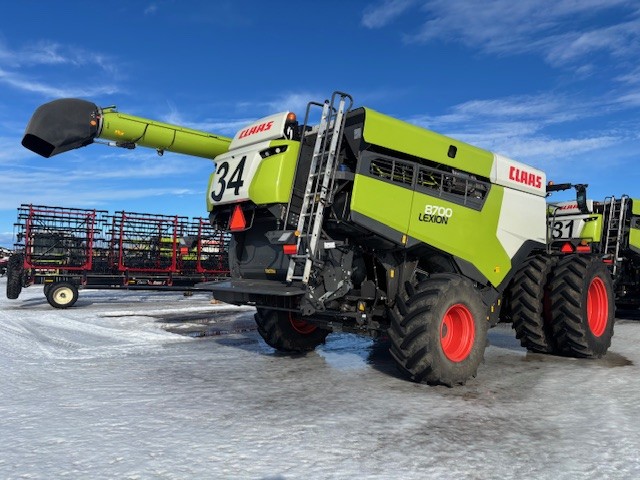 2023 CLAAS 8700 Combine