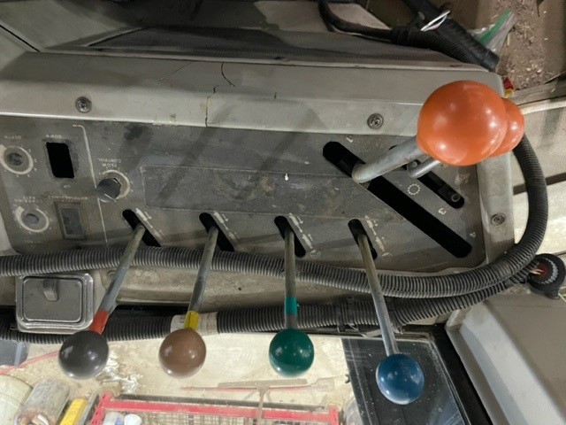 1990 Versatile 876 Tractor