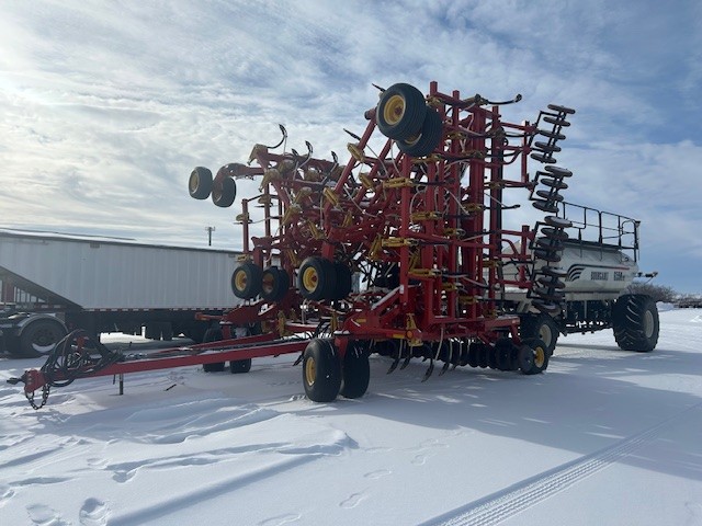 2011 Bourgault 5810 Air Drill