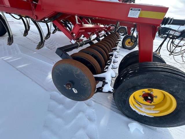 2011 Bourgault 5810 Air Drill