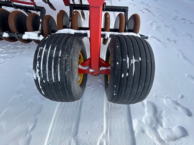2011 Bourgault 5810 Air Drill