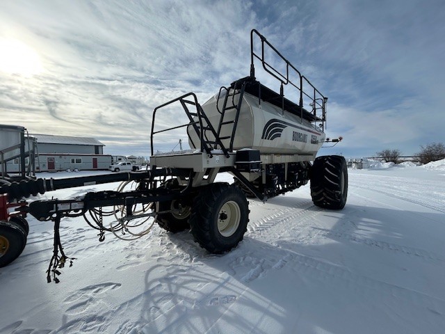 2011 Bourgault 5810 Air Drill