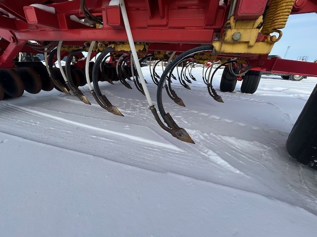 2011 Bourgault 5810 Air Drill