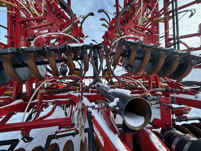 2011 Bourgault 5810 Air Drill