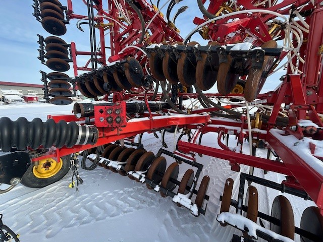 2011 Bourgault 5810 Air Drill