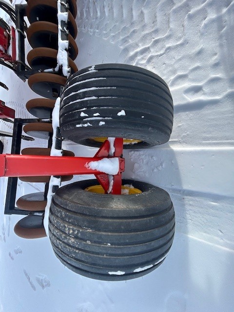 2011 Bourgault 5810 Air Drill