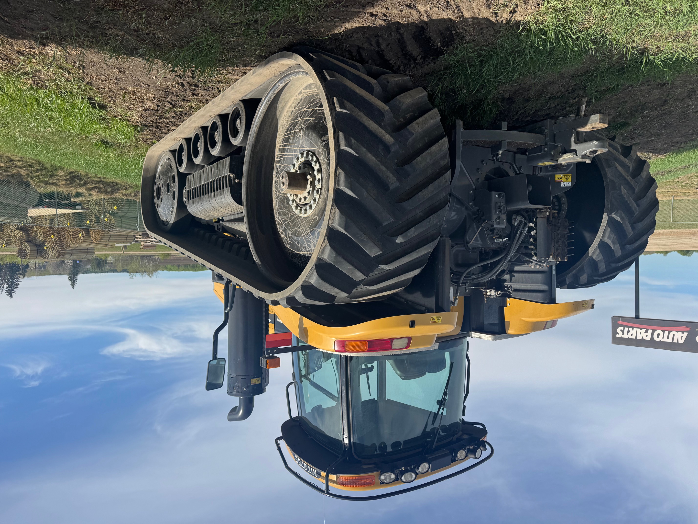 2016 Challenger MT875E Tractor