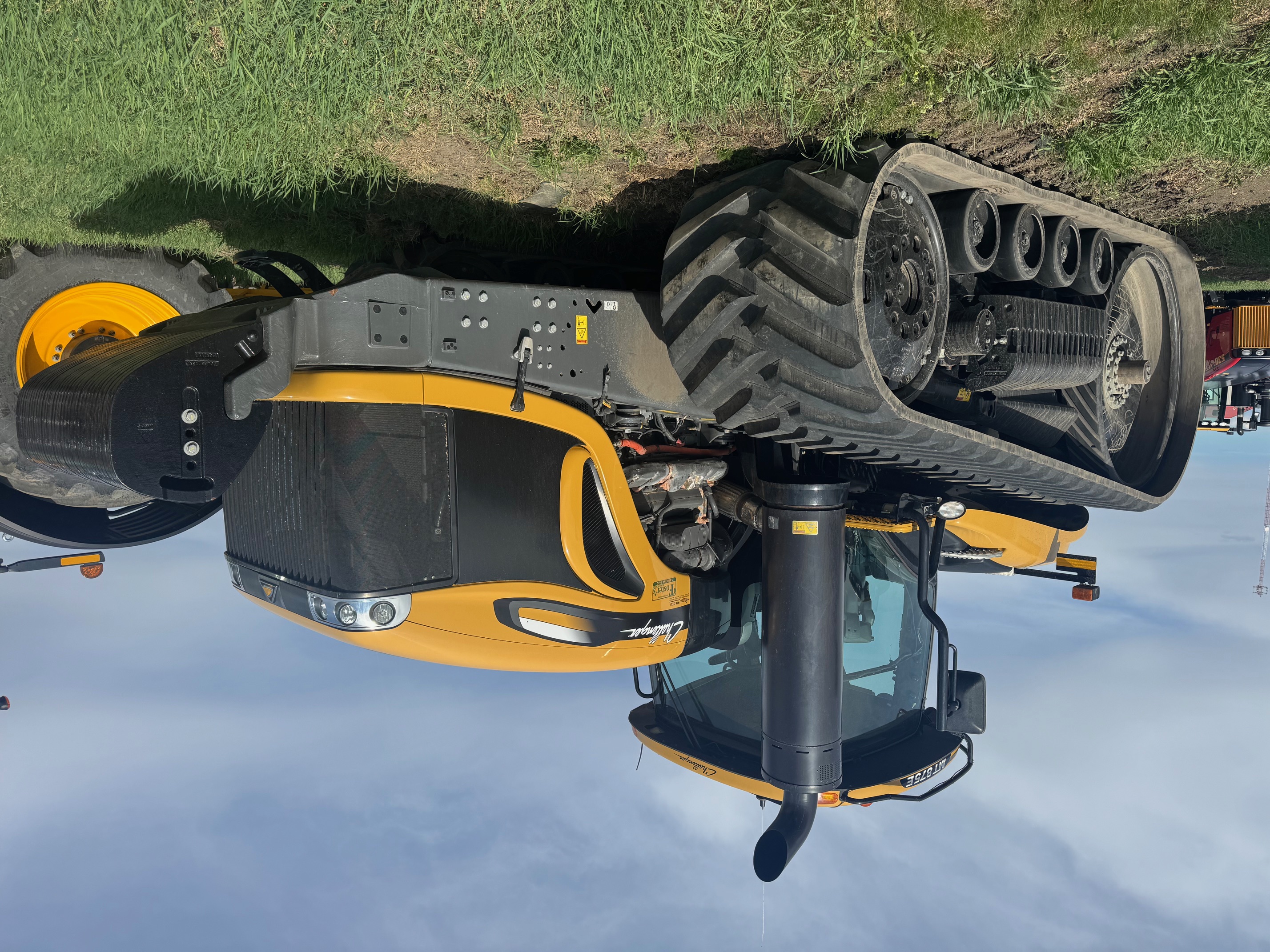 2016 Challenger MT875E Tractor