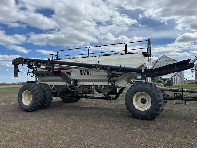 2012 Bourgault 3320-76 Air Drill