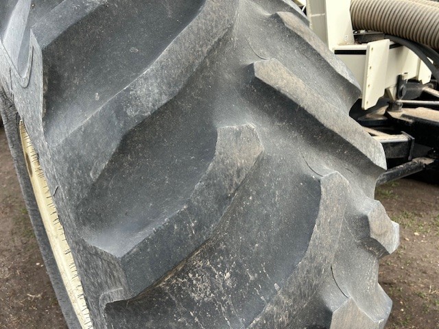 2012 Bourgault 3320-76 Air Drill