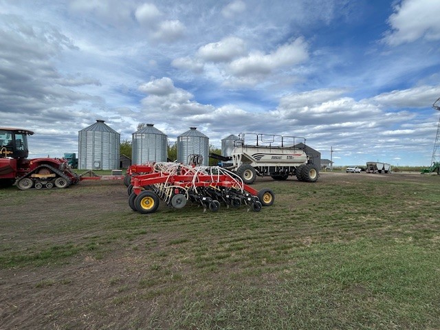 2012 Bourgault 3320-76 Air Drill
