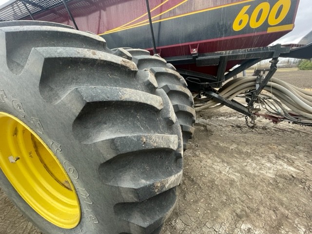 2012 Seed Hawk 6012 Air Drill