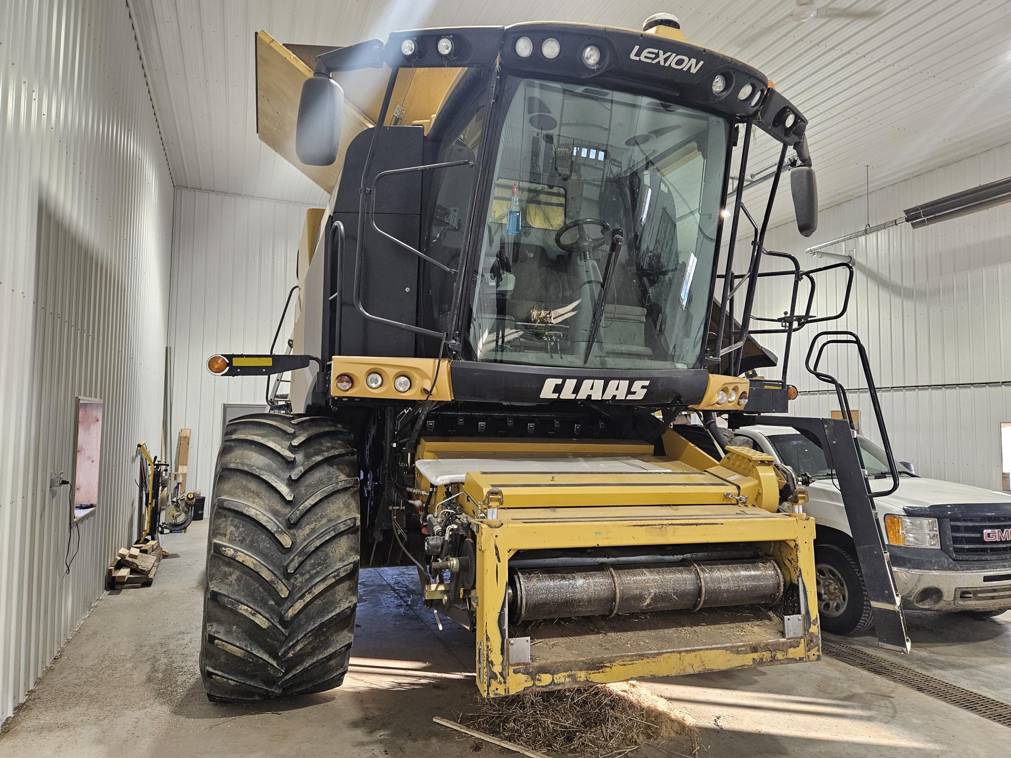 2013 CLAAS 670 Combine