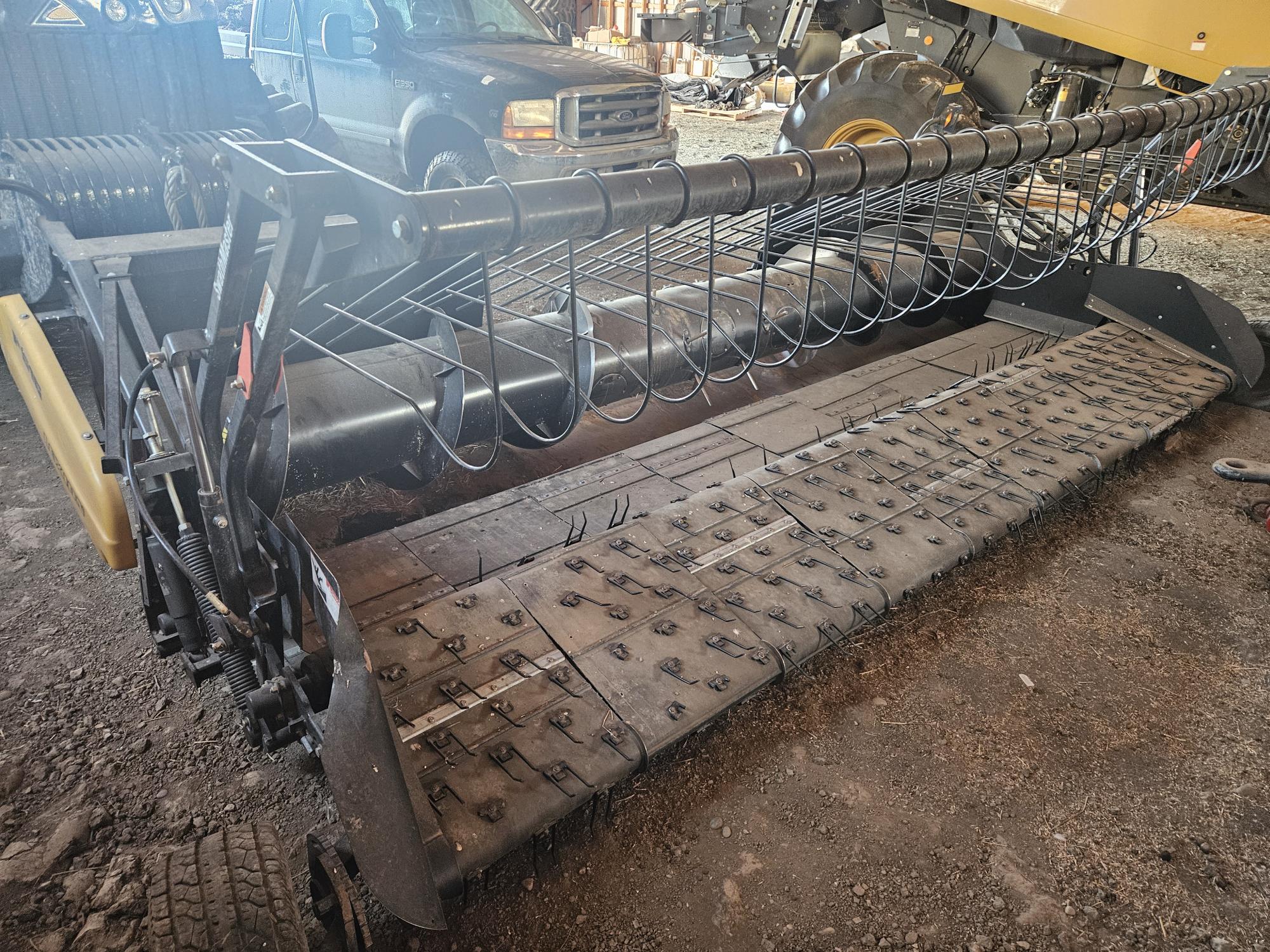 2013 CLAAS 670 Combine