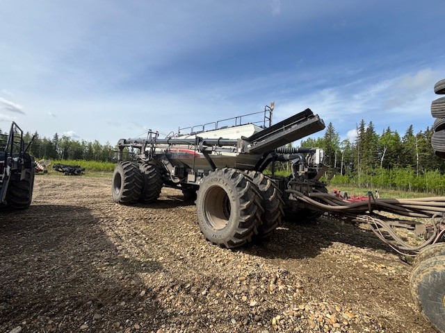2022 Bourgault 3335 Air Drill