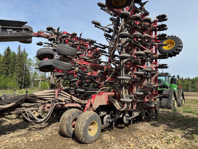 2022 Bourgault 3335 Air Drill