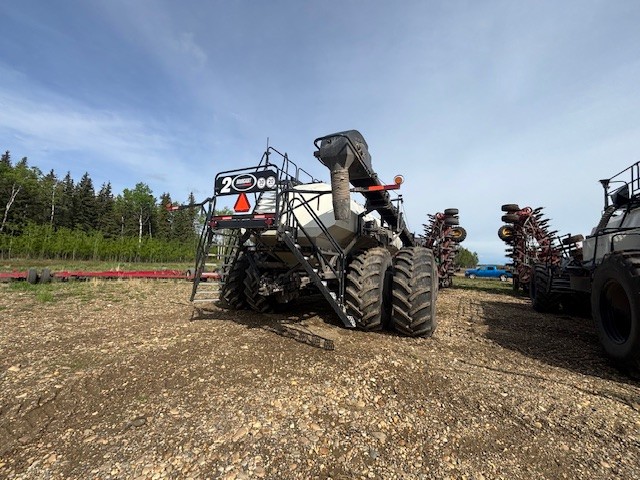 2022 Bourgault 3335 Air Drill