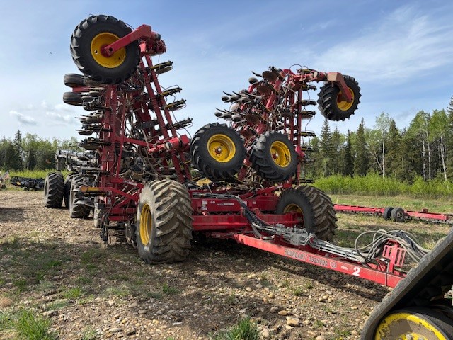 2022 Bourgault 3335 Air Drill