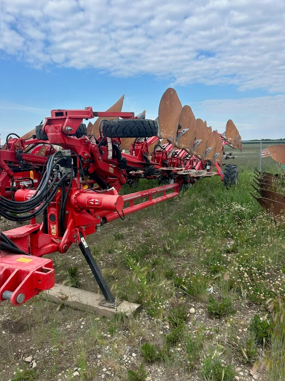 2018 Gregoire-Besson SPHRW-TZ8 Plow